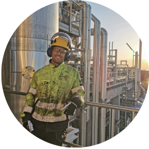 Elias fick jobb direkt